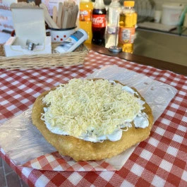 Tradicionális Lángos és reggeliző Gödöllő - Étel/ital