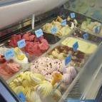 Nasi Fagylaltozó Budapest - Étel/ital