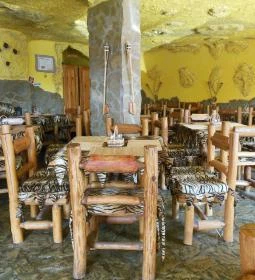 Kőkorszaki Pocak-tömő Étterem & Pizzéria
