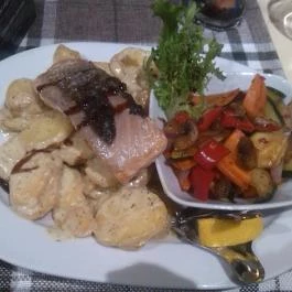 Csokonai Söröző & Étterem Debrecen - Étel/ital