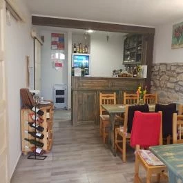 Kuti-Kerti Kisvendéglő Vászoly - Belső