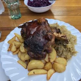 Kilátó Borozó, Zalakaros - Étel/ital