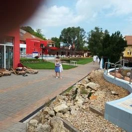 Colosseum Wellness Hotel, Mórahalom - Medence/kert