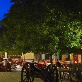 Várcsárda Sümeg - Külső kép