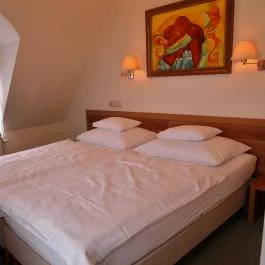 Hotel Kiss, Tata - Szobák