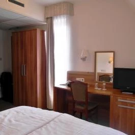 Hotel Kiss, Tata - Szobák