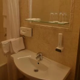 Hotel Kiss, Tata - Szobák