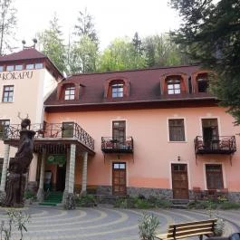 K?kapu Vadászkastély és Hotel & Apartments, Nagyhuta - Külső kép