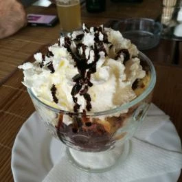 Kőkorszaki Pocak-tömő Étterem & Pizzéria, Bogács - Étel/ital