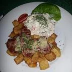 Tornácos Panzió Hegykő - Vendéglátás