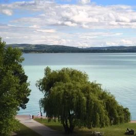 Club Tihany Hotel Tihany - Medence/kert