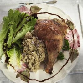 Faluhely major, Mátranovák - Vendéglátás