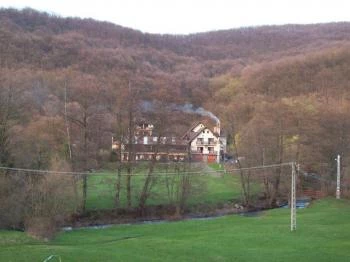 Kőrózsa Panzió Kemence