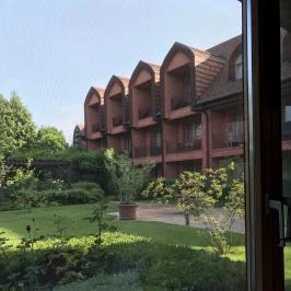 Mesés Shiraz Hotel Egerszalók - Külső kép