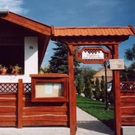 Fogadó a hat testvérhez , Dömsöd - Külső kép