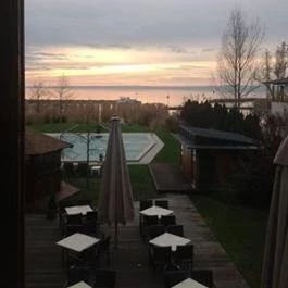 Hotel Golden Lake Resort, Balatonfüred - Medence/kert