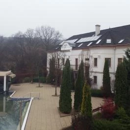 Hotel Villa Völgy Eger - Medence/kert