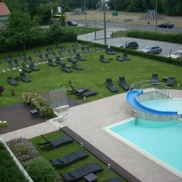 Hotel Visegrád, Visegrád - Medence/kert