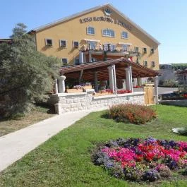 Egri Korona Borház & Wellness Hotel Demjén - Külső kép