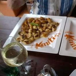 Kantin Gasztrokocsma, Lovászi - Étel/ital