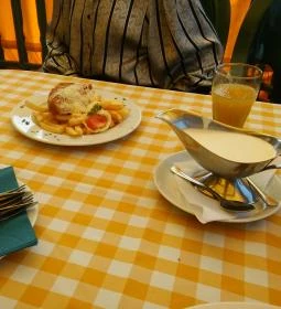 Kápolnai Autós Vendéglő