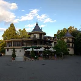 Hotel Kitty Miskolctapolca - Külső kép