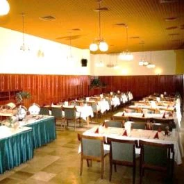 Hotel Nagyerdő Debrecen - Vendéglátás