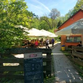 Kocsma a Pipáshoz Magyarkúti Kisvendéglő, Verőce - Külső kép