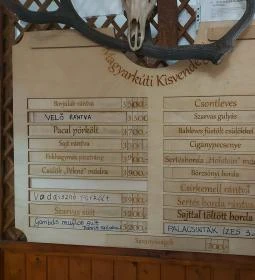 Kocsma a Pipáshoz Magyarkúti Kisvendéglő