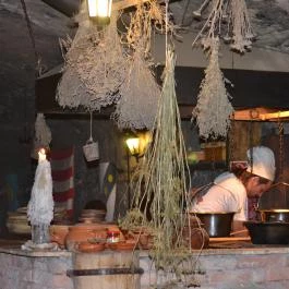 Castrum Boldua középkori étterem Boldogkőváralja - Belső