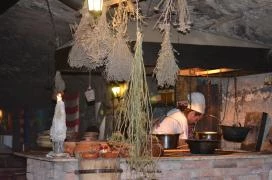 Castrum Boldua középkori étterem Boldogkőváralja