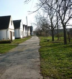 Judit Étterem, Borozó & Panzió