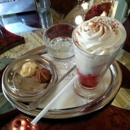 New York Kávéház Budapest - Étel/ital