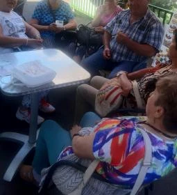 Füredi Finomságok Kávézó-Fagyizó