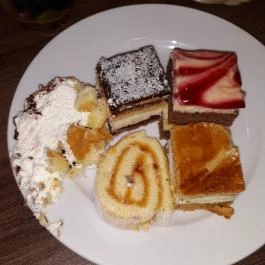 Trófea Grill Étterem - Újbuda Budapest - Étel/ital