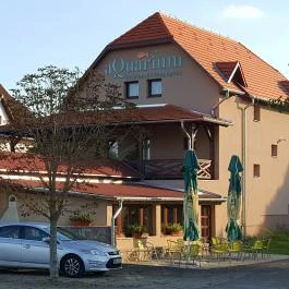 Aquarium Étterem Abádszalók - Külső kép