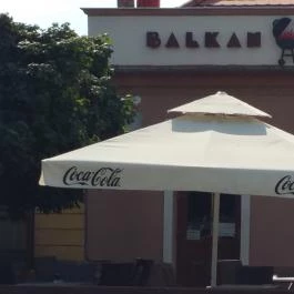 Balkán Grill Debrecen - Külső kép