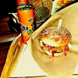 Bem Burger, Debrecen - Étel/ital