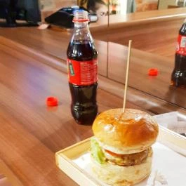 Bem Burger, Debrecen - Étel/ital