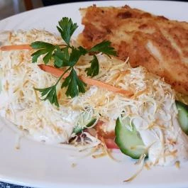 Boglárka Panzió-Étterem ás Apartmanházak Mezőkövesd - Étel/ital