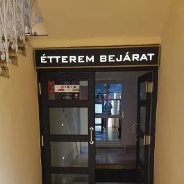 Csokonai Söröző & Étterem, Debrecen - Külső kép