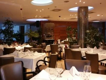 Dominus Étterem Debrecen