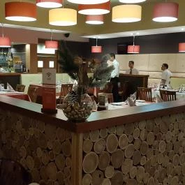 Erdőspuszta Club Hotel - Fenyves Vendéglő, Debrecen - Belső