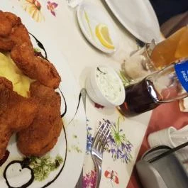 Erdőspuszta Club Hotel - Fenyves Vendéglő, Debrecen - Étel/ital