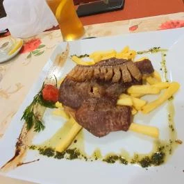 Erdőspuszta Club Hotel - Fenyves Vendéglő, Debrecen - Étel/ital