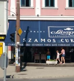 Esztergomi Központi Kávéház Szamos Cukrászda
