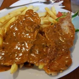 Expressz Pizza Spagetti Ház & Étterem, Debrecen - Étel/ital