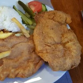 Expressz Pizza Spagetti Ház & Étterem, Debrecen - Étel/ital