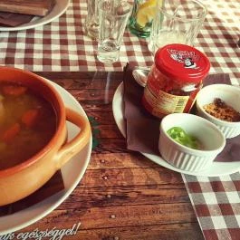 Fenyves Csárda, Nyíradony - Étel/ital