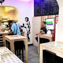 Food Factory Restaurant Debrecen - Belső